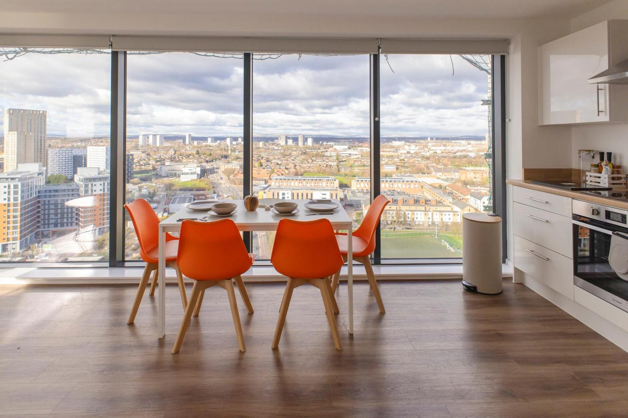 Quayside Penthouse 2 Bedroom Ensuite Near Media City & Manchester United ภายนอก รูปภาพ